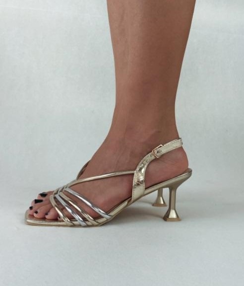 Sandalias Tacón Oro